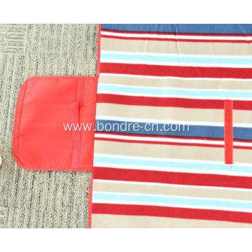 Beach And Picnic Mat With Foldable Package